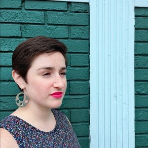 Meet your Posher, Elana